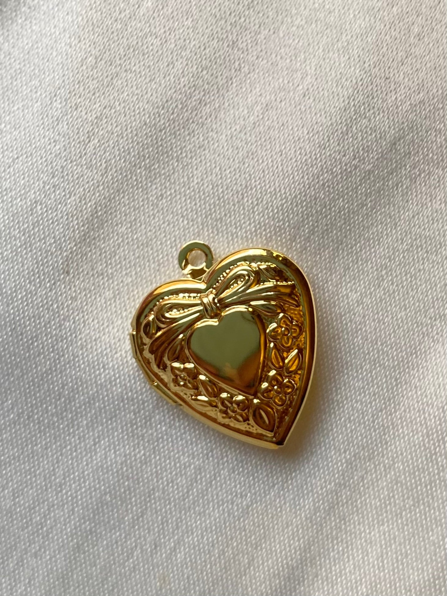 Heart locket charm