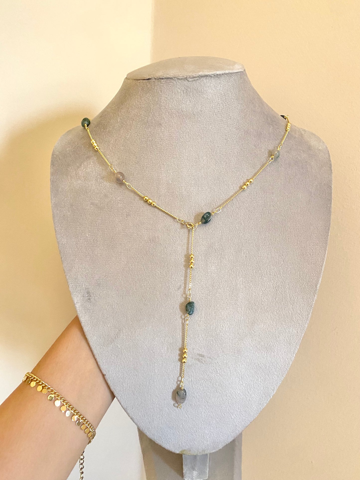 Stones drop necklace
