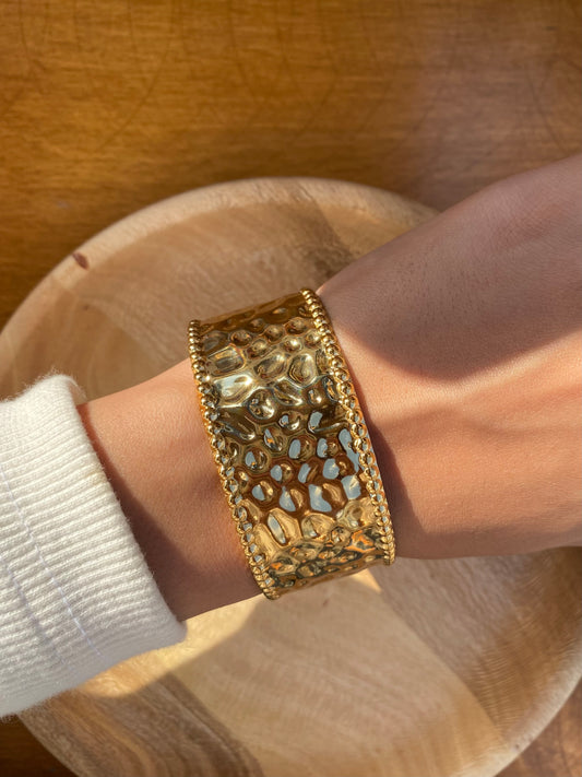 Big gold bangle