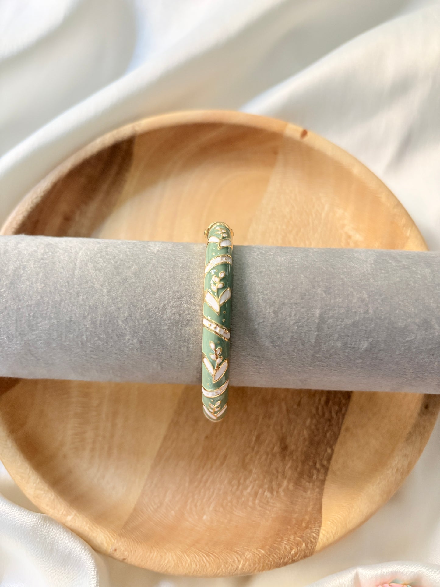 Green stripes bangle