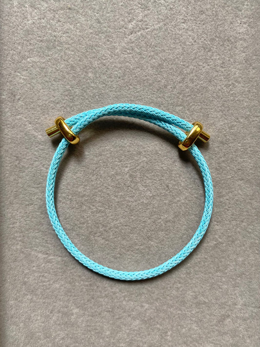 Light blue band
