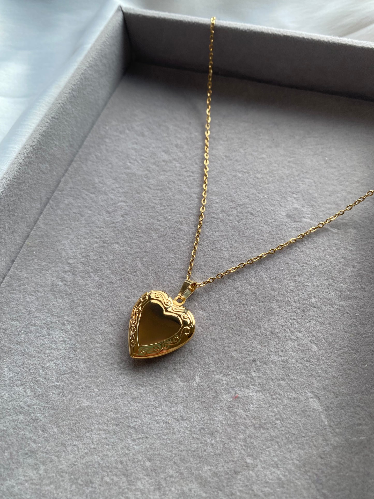 Heart locket necklace