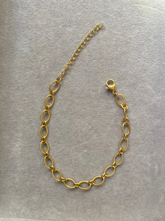 Ovals chain
