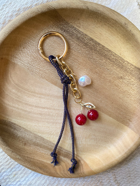 Navy x burgundy bagchain